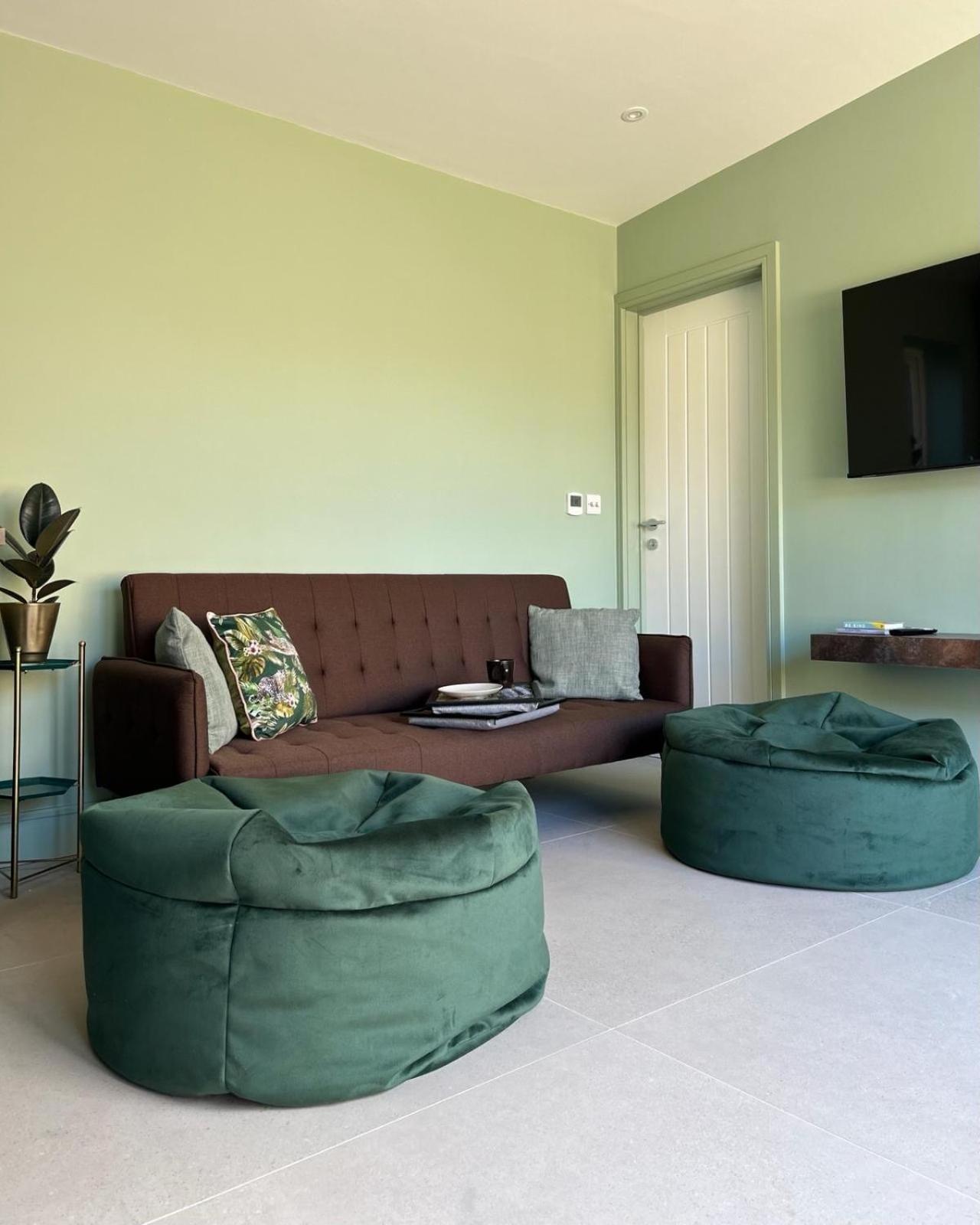 White Oaks Sussex Villa Twineham ภายนอก รูปภาพ